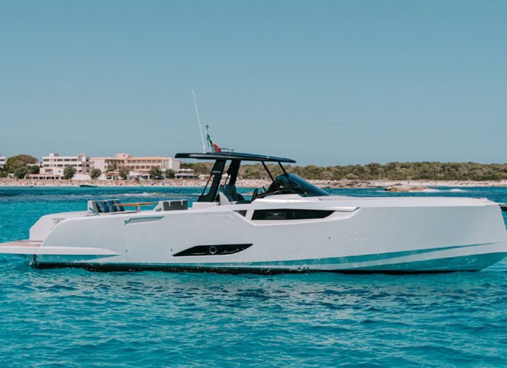 Cayman 40 Caiman – Motor Yacht Charter in Ibiza - CW Rent Boats Ibiza