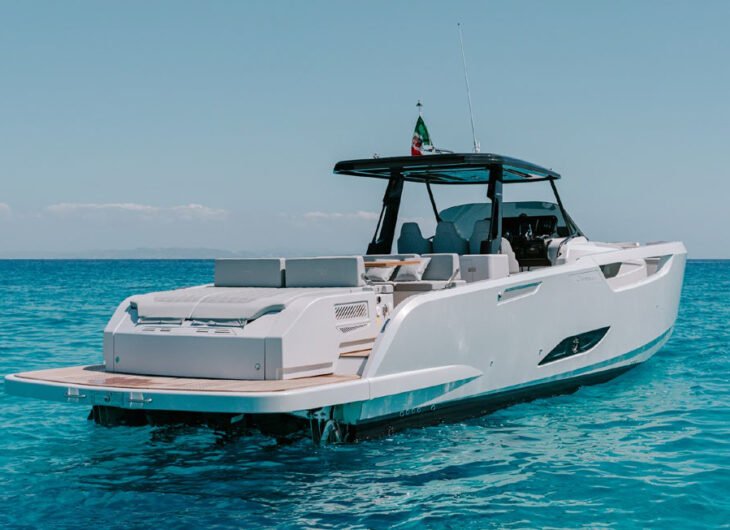 Cayman 40 Caiman – Motor Yacht Charter in Ibiza - CW Rent Boats Ibiza