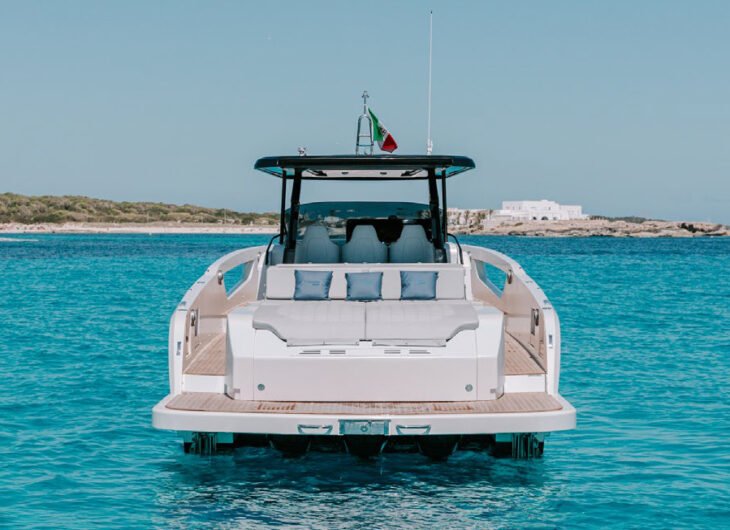 Cayman 40 Caiman – Motor Yacht Charter in Ibiza - CW Rent Boats Ibiza