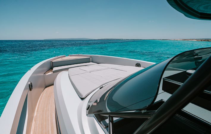 Cayman 40 Caiman – Motor Yacht Charter in Ibiza - CW Rent Boats Ibiza