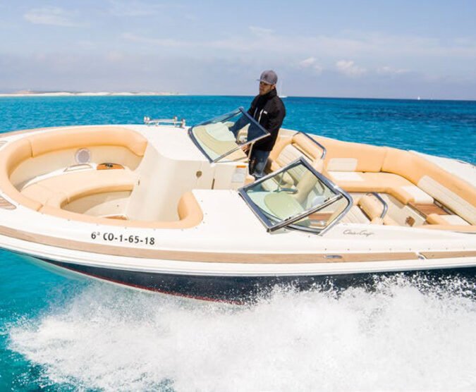 Chris-Craft 28 Yootopia