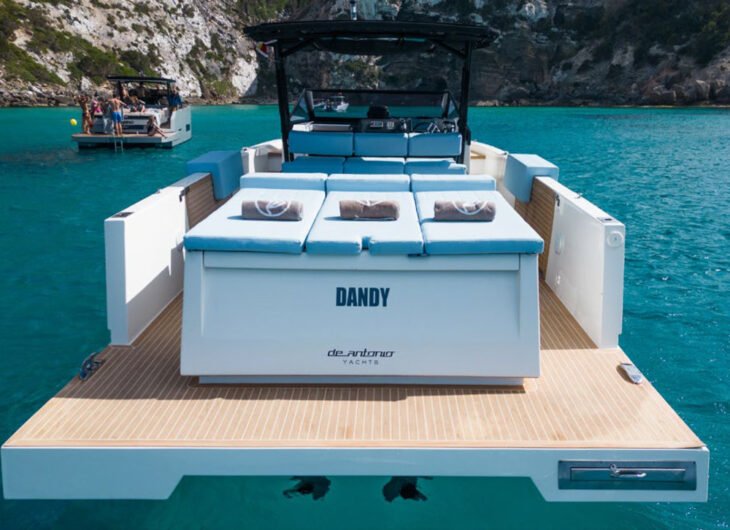 De Antonio 34 Dandy - CW Rent Boats Ibiza