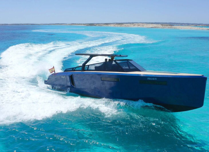 Evo 43 Neve - CW Rent Boats Ibiza