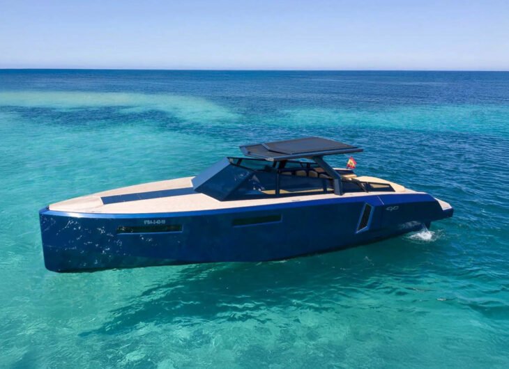 Evo 43 Neve - CW Rent Boats Ibiza