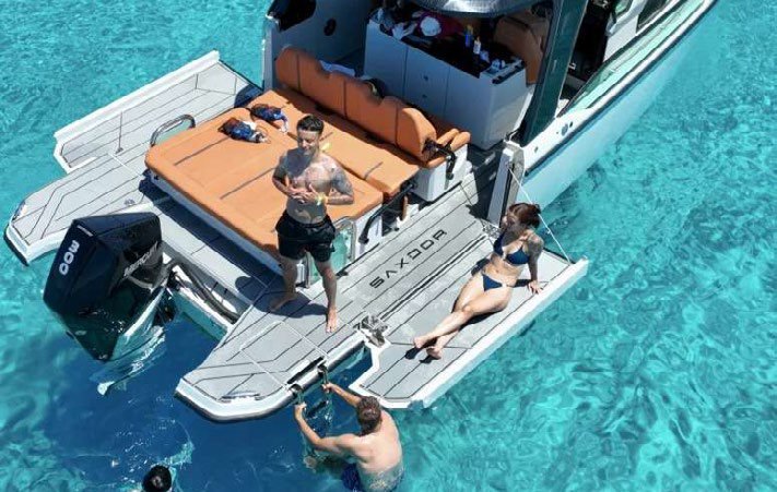 Saxdor 32 – Luxury Boat Charter in Ibiza