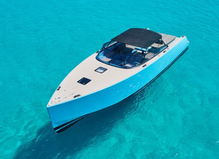 VanDutch 40 Blue Steel - CW Rent Boats Ibiza